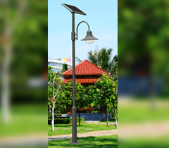 4米单臂太阳能庭院灯