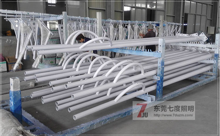 东莞宅男666视频社区照明户外午夜宅男在线观看喷塑车间