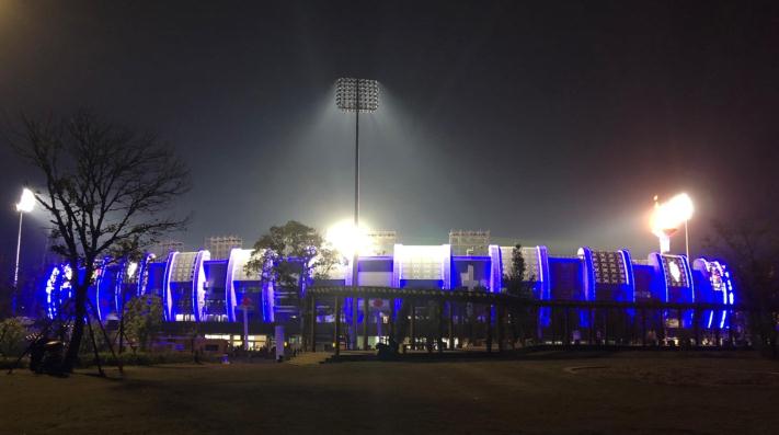 宅男666视频社区照明大型体育场馆LED投光灯照明效果夜景图片